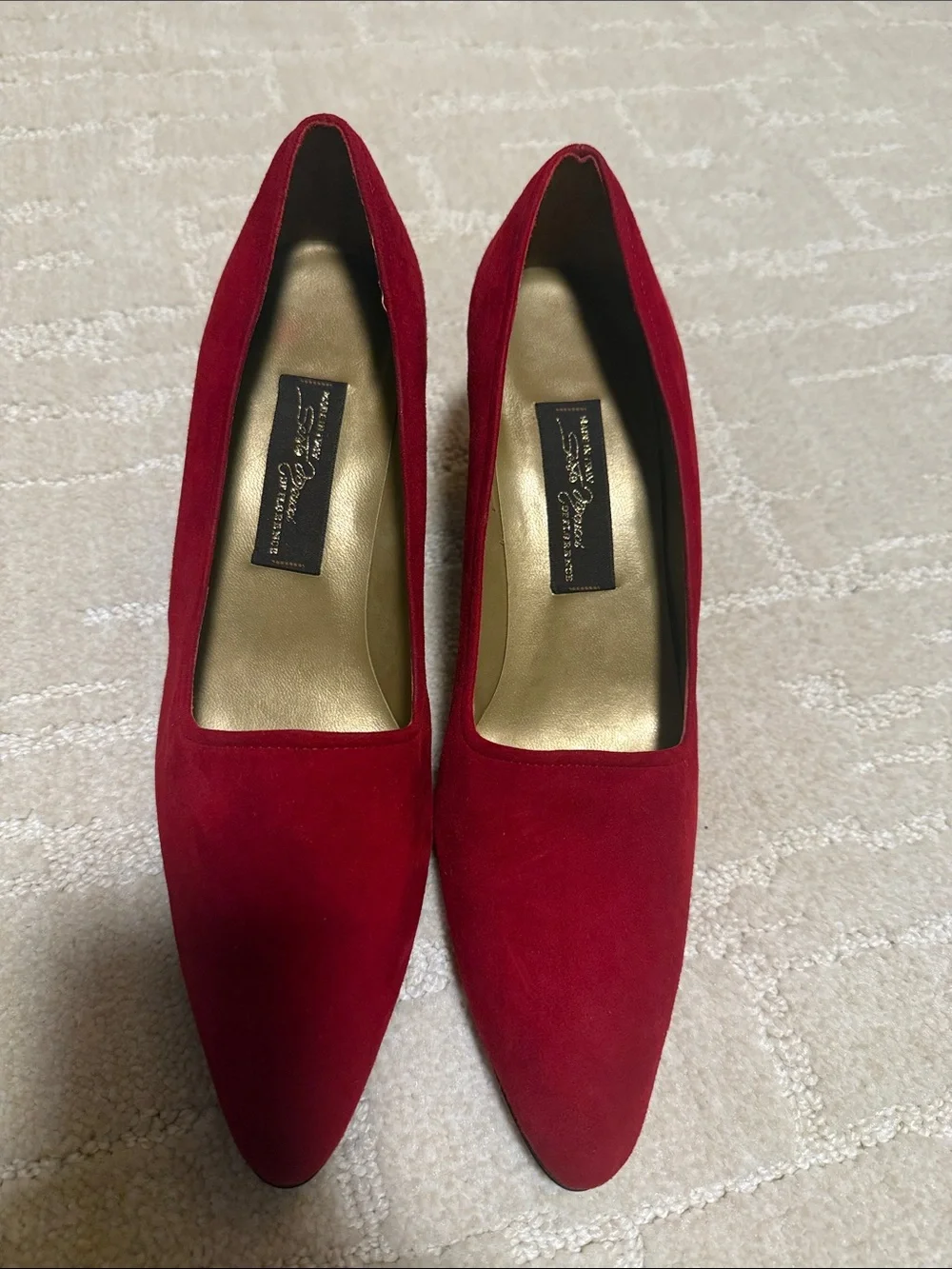 Sesto Meucci Red Suede Mid Heel Pumps